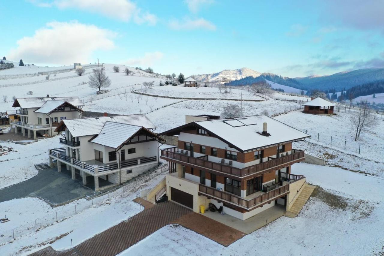 Chalet First Hill Gura Humorului Exterior foto